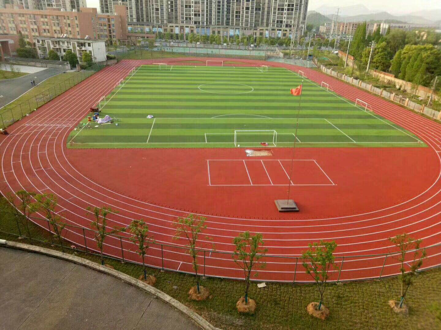 透氣型跑道